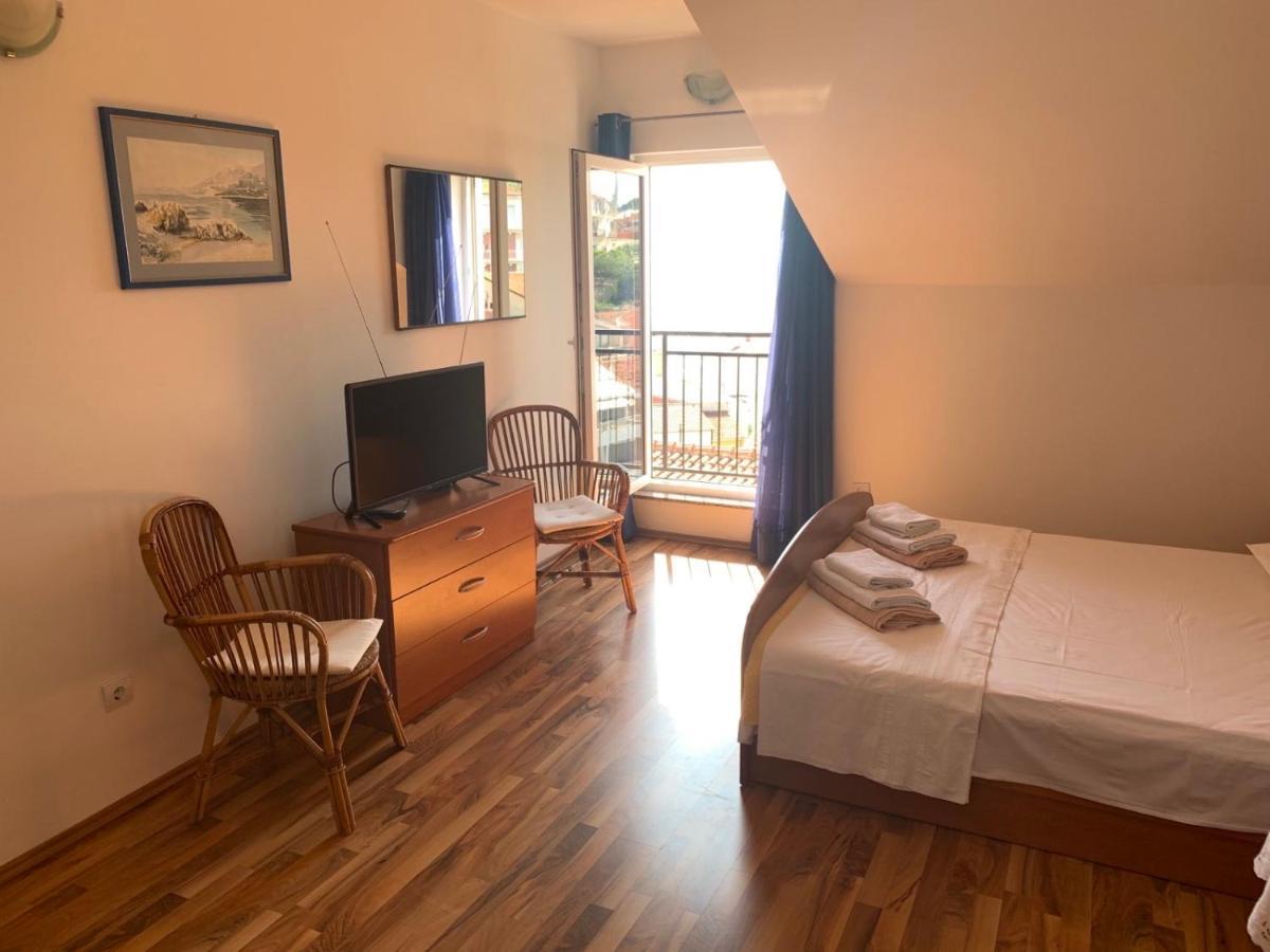 Apartman Senka Podgora Exterior foto